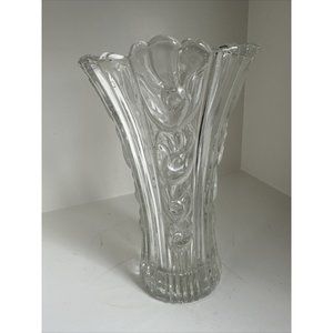 VINTAGE Large Flower Vase Hand-Cut Lead Crystal  Etched Heavy Glass 8 In Tall